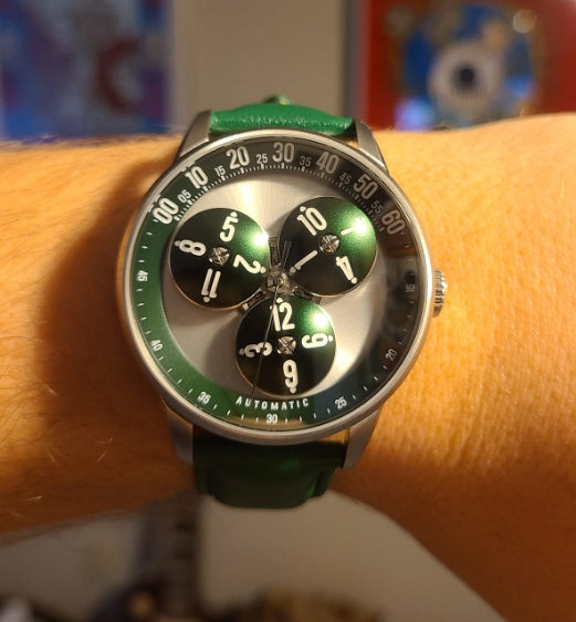 STEEL GREEN