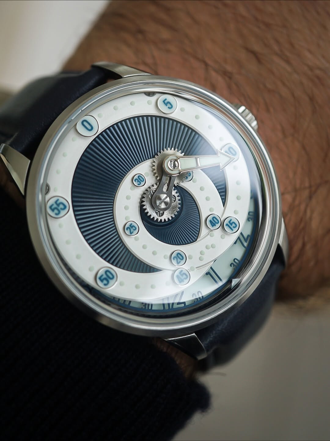Navy Silver – Mandetbrote